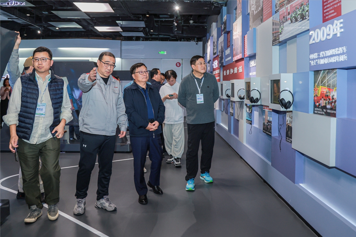 打卡北京汽车制造厂汽车博物馆 感受中国70年汽车工业厚重历史，展览展示服务的独特魅力